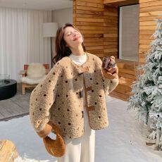 批发美式复古刺绣甜酷连帽座山雕外套女宽松加厚2025新款冬季棉衣棉服