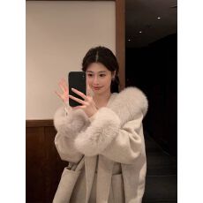 批发安梦忆皮草 沪上千金狐狸毛领连帽羊毛大衣外套女款2025新款冬