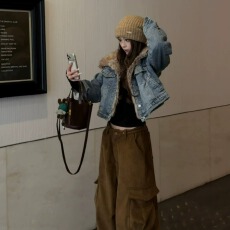 批发美式复古毛毛领大翻领牛仔外套女秋<b class='q'>冬</b>季巨好看的夹棉加厚短款棉服