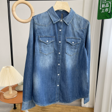 批发美式复古软<b class='q'>牛仔</b>双口袋<b class='q'>衬衫</b>磨破设计水洗磨白<b class='q'>衬衣</b>翻领叠穿百搭<b class='q'>女</b>装