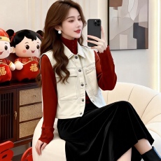 批发设计感工装马甲<b class='q'>春</b>季新款休闲宽松百搭坎肩上衣