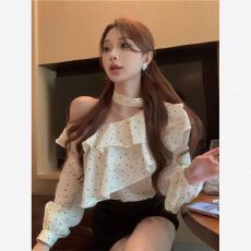 批发法式温柔荷叶边波点<b class='q'>衬衫</b>女<b class='q'>长袖</b>春季新款不规则设计感斜肩挂脖上衣