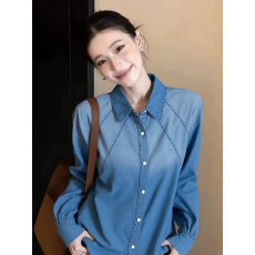 批发高级感港风<b class='q'>休闲</b>牛仔衬衫<b class='q'>外套</b>女春秋季新款时尚气质减龄上衣