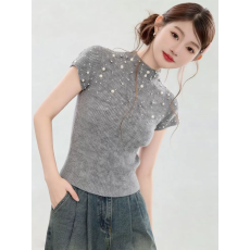 批发重工钉珠针织短袖<b class='q'>T</b><b class='q'>恤</b>女夏圆领计感独特别致巨好看的珍珠装饰上衣