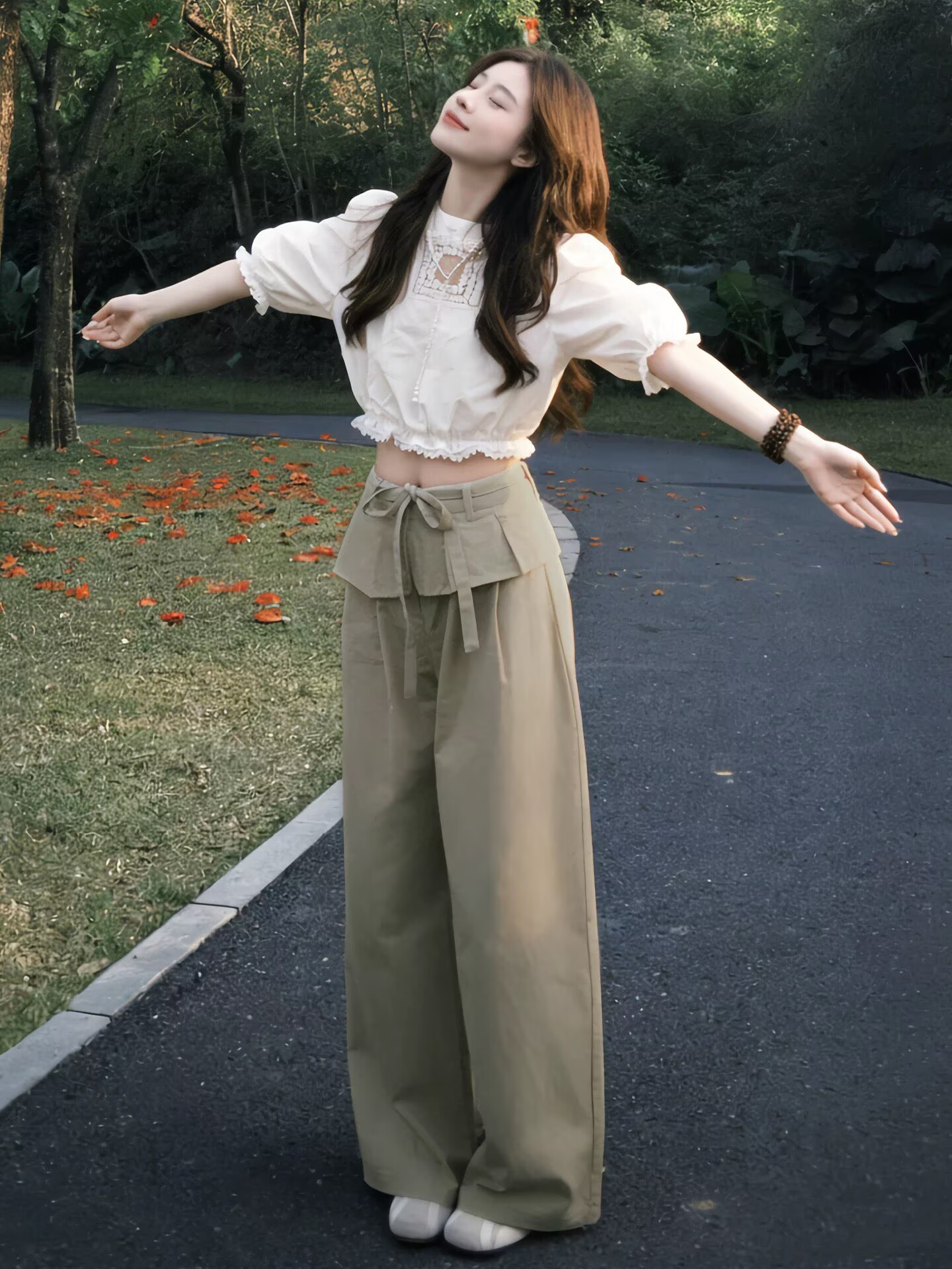 한 부서 그레이트 통해보기 가져 가라. 전체 집합 2026 새로운 화이트 레이스 패치워크 맨위 여성 여름 와이드 레그 팬츠 세트