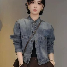 批发复古<b class='q'>牛仔</b>设计感复古时尚短款小个子立领做旧蓝工装<b class='q'>牛仔</b>夹克外套女