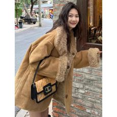 批发2026冬<b class='q'>新款</b>两面穿羊羔毛外套女中长款皮毛一体机车服加厚保暖大衣