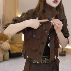 批发时尚咖色2026<b class='q'>春</b>秋百搭欧洲新款女原创美拉德多口袋工装牛仔短外套