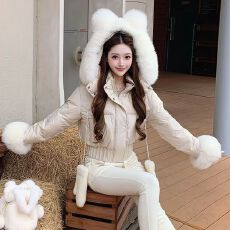 批发冰冰来了【小熊泡芙】韩系连帽超短款面包服小个子大毛领收腰<b class='q'>外套</b>