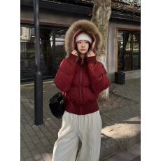 批发欧洲站2025冬季宽松狐狸毛领白鸭绒连帽亮片羽绒服女短款保暖<b class='q'>外套</b>