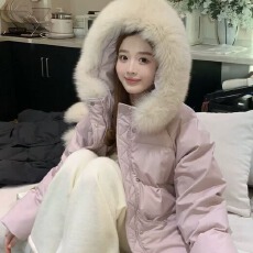 批发香榭颂大毛领羽绒服女冬2025新款连帽白鸭绒狐狸毛连帽短款外套