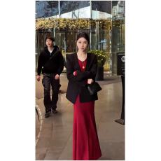 批发西装外套秋冬轻奢气质高级感宽松休闲显瘦外套+长袖<b class='q'>连衣裙</b>两件套