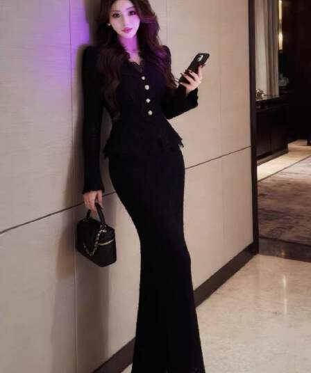 전체 집합 ootd 착용 가져 가라. 레이스 두 조각 여성 세트 가을 겨울 인사이드 가져 가라. 신년 로브 세트 고급 센스 치마