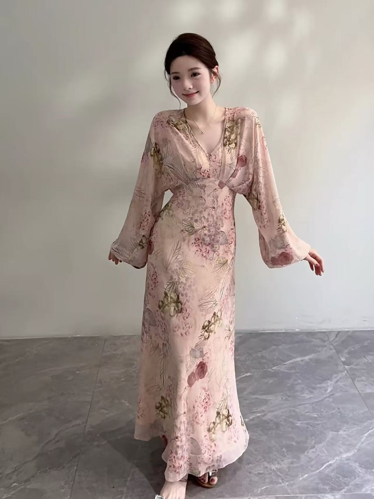 노래 송 여름 새로운 새로운 중식 자카드 꽃무늬 핑크색 허리 수축 벌룬 소매 여성 의류 긴팔 여성 드레스