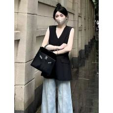 批发 韩系时尚设计感V领西装马甲背心女夏季收腰显瘦洋气气质上衣潮