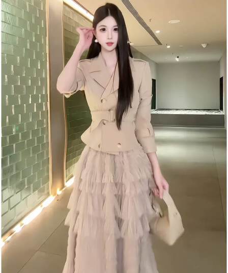 인터넷 유명인 폭발 이른 가을 새로운 짧은 외투 품격 몸매 가꾸기 작은 양복 망사 케이크 롱 스커트 반신 치마 세트