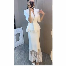 批发2026早秋新款白色蕾丝拼接西装外套半身裙两件套女气质<b class='q'>时尚</b>套装