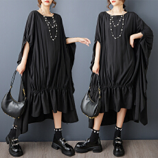 批发实拍夏季新款宽松时尚纯色褶皱不规则超大版气质<b class='q'>蝙蝠</b>衫遮肉<b class='q'>连衣裙</b>