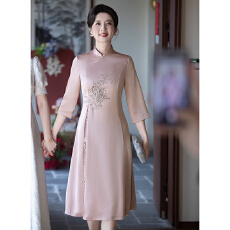 批发妈妈婚宴礼服高贵年轻粉色高端气质丈母娘喜婆婆旗袍优雅平时可穿