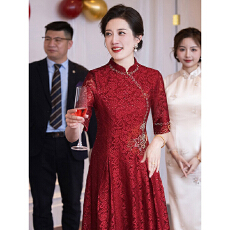 批发喜婆婆婚宴装2026新款遮肚子平时可穿小个子蕾丝高贵年轻妈妈礼服