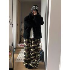 批发<b class='q'>韩版</b>时尚少女设计感迷彩保暖毛绒长裤子女秋冬季打底居家外穿百搭