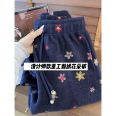 批发原物推荐!设计师款重工刺绣花朵卫裤女厚实保暖圈圈羊毛两穿裤子