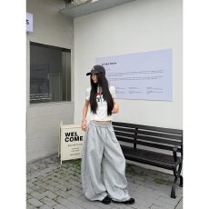 批发高腰压褶阔腿裤子女<b class='q'>春秋</b>新款显瘦酷飒直筒宽松运动卫裤子