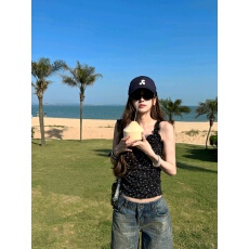 批发Cuitcuit 碎碎周末 假两件<b class='q'>碎花</b>背心吊带女格子拼接两穿一字肩上衣