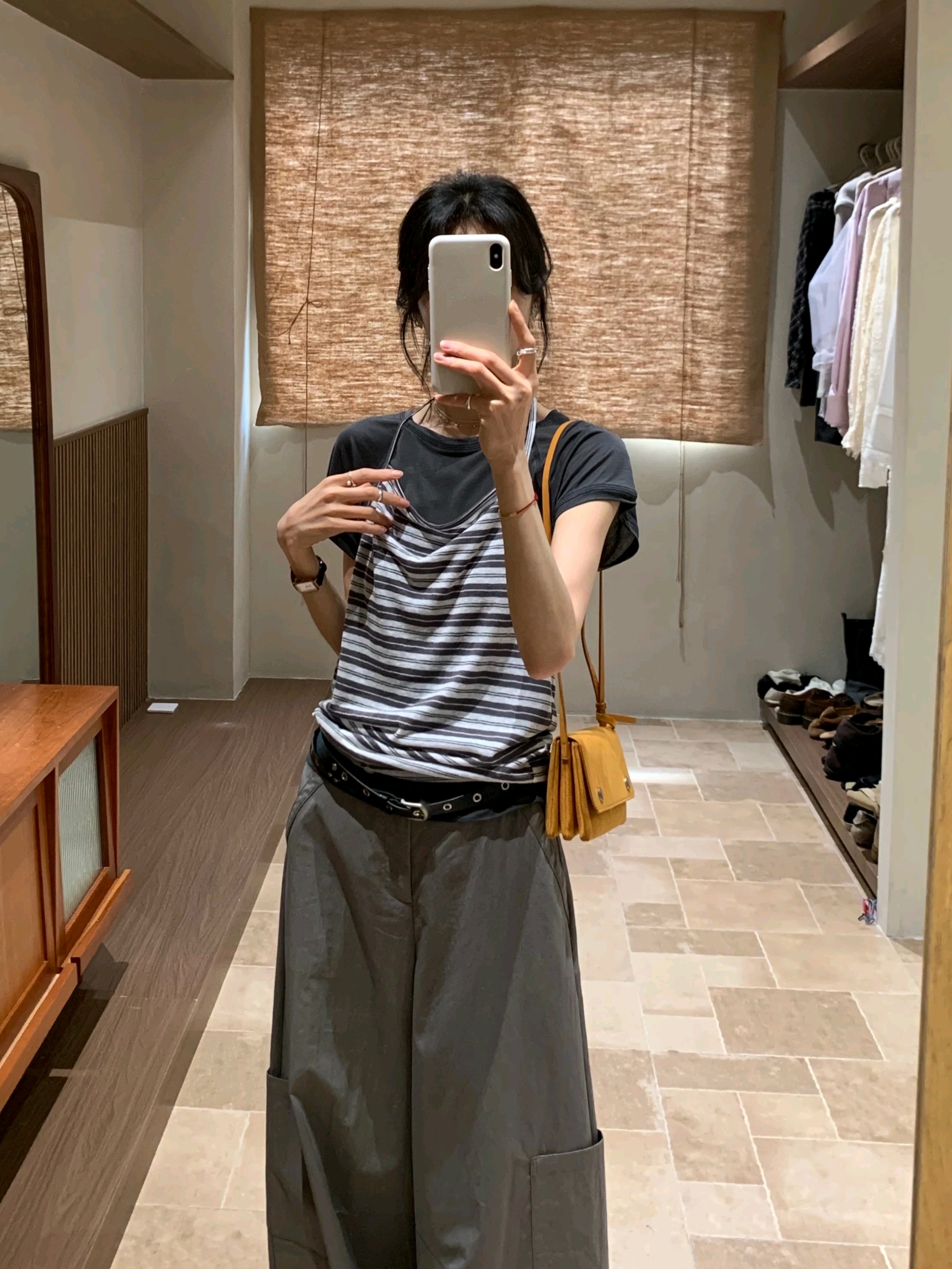 brivin 스트라이프 행침 목 슬립 티셔츠 두 조각 여성 세트 여름 새로운 스택 착용 패션 미니멀리즘 다용도 슬림해 보이는 맨위