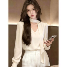 批发法式挂脖飘带v领<b class='q'>衬衫</b><b class='q'>女</b>春秋季小个子设计感<b class='q'>衬衣</b><b class='q'>职业</b>通勤长袖上衣