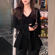 批发大码法式V领喇叭袖针织衫女2026<b class='q'>秋</b>冬新款胖mm显瘦高级感收腰上衣