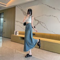 批发<b class='q'>春</b>秋季新品梨形身材小众拼接牛仔半身裙女遮胯宽松a字中长款伞裙