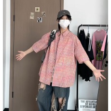 批发粉色泡泡纱<b class='q'>衬衫</b>情侣美式潮牌格子<b class='q'>衬衣</b>短袖男女春夏中性风格纹外套