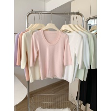 批发CRUCREAMSU 韩系U领正肩五分<b class='q'>袖</b><b class='q'>T</b><b class='q'>恤</b>女秋冬季显瘦修身气质中<b class='q'>袖</b>上衣