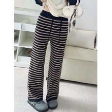 批发“出圈<b class='q'>裤</b>”2.0<b class='q'>条纹</b>舒适区  加厚细腻软糯针织休闲宽松阔腿<b class='q'>裤</b>