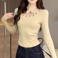 批发原版做工纯欲时尚字母<b class='q'>装</b>饰长袖女秋冬新款显瘦修身显瘦上衣