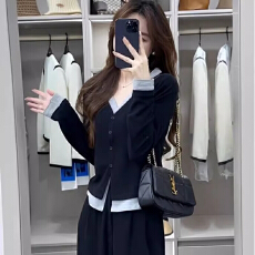 批发纽扣开衫假两件长袖<b class='q'>T</b><b class='q'>恤</b>女秋季韩版修身内搭外穿<b class='q'>短款</b>打底衫上衣潮