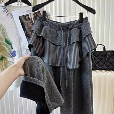 批发<b class='q'>大码</b>胖mm假两件条纹荷叶边加绒裤子女装秋冬新款外穿宽松阔腿裤潮