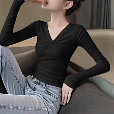 批发黑色V领扭结<b class='q'>长袖</b><b class='q'>T</b><b class='q'>恤</b>女秋冬2026新款韩系气质内搭设计感打底衫上衣