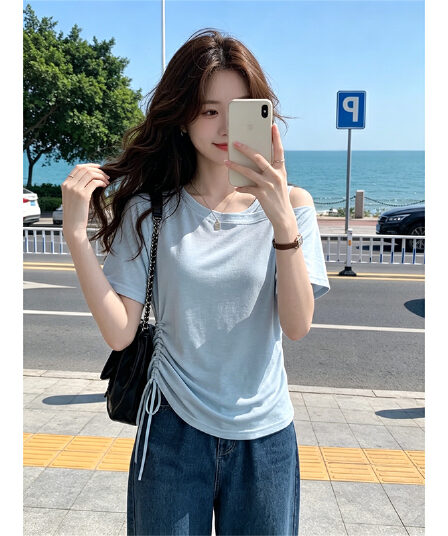눈꽃 면 빅 사이즈 한 부서 파란색 오프숄더 반팔 티셔츠 여성 2026 여름 연령 감소 디자인 루즈핏 맨위