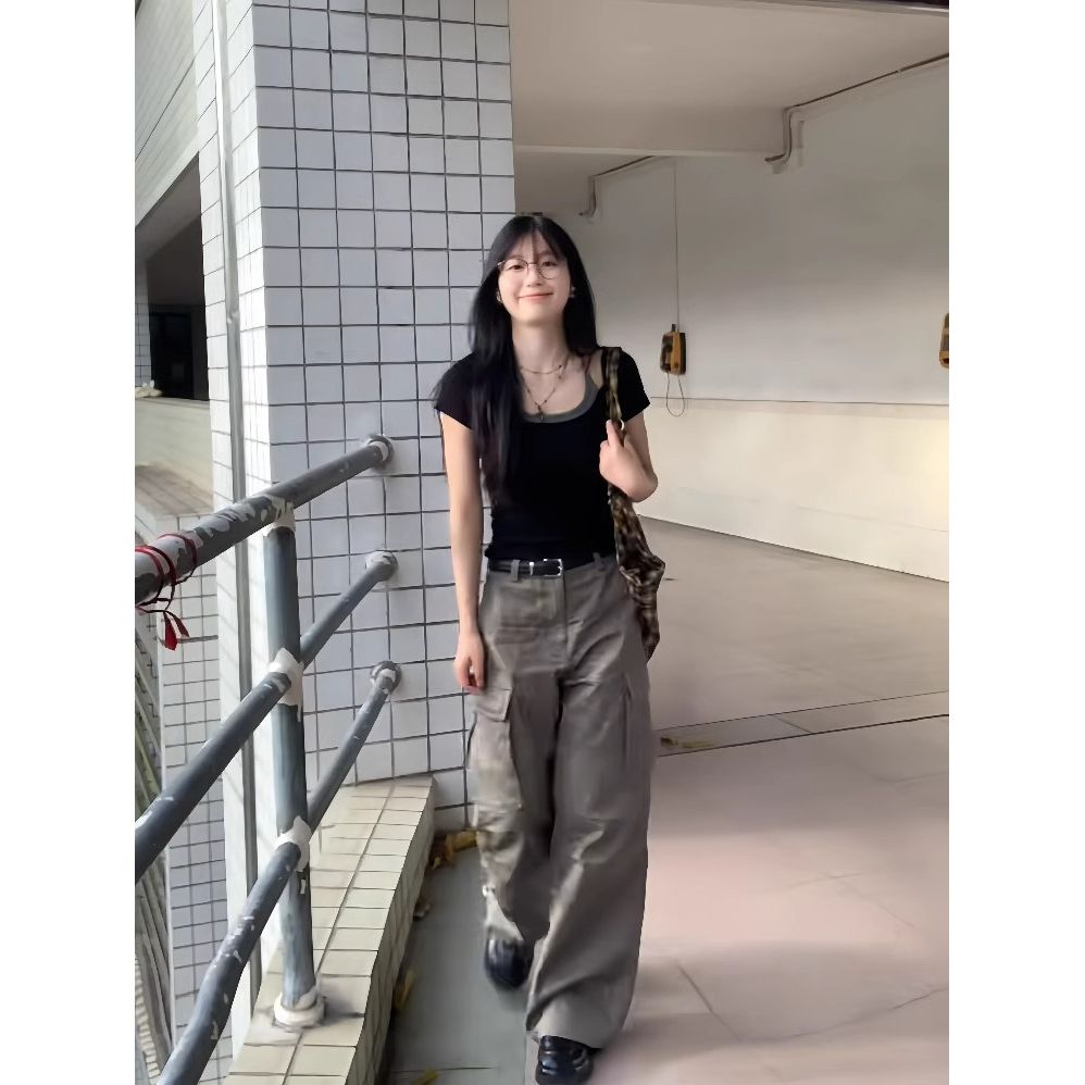 높음 거리 핫걸 검정색 행침 목 페이크 레이어드 반팔 티셔츠 여성 여름 디자인 센스 Chic 캐주얼 다용도 맨위 트렌디