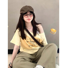 批发26支纯棉斜肩<b class='q'>格子</b>拼接短袖t恤女夏绝美设计感小众多巴胺上衣