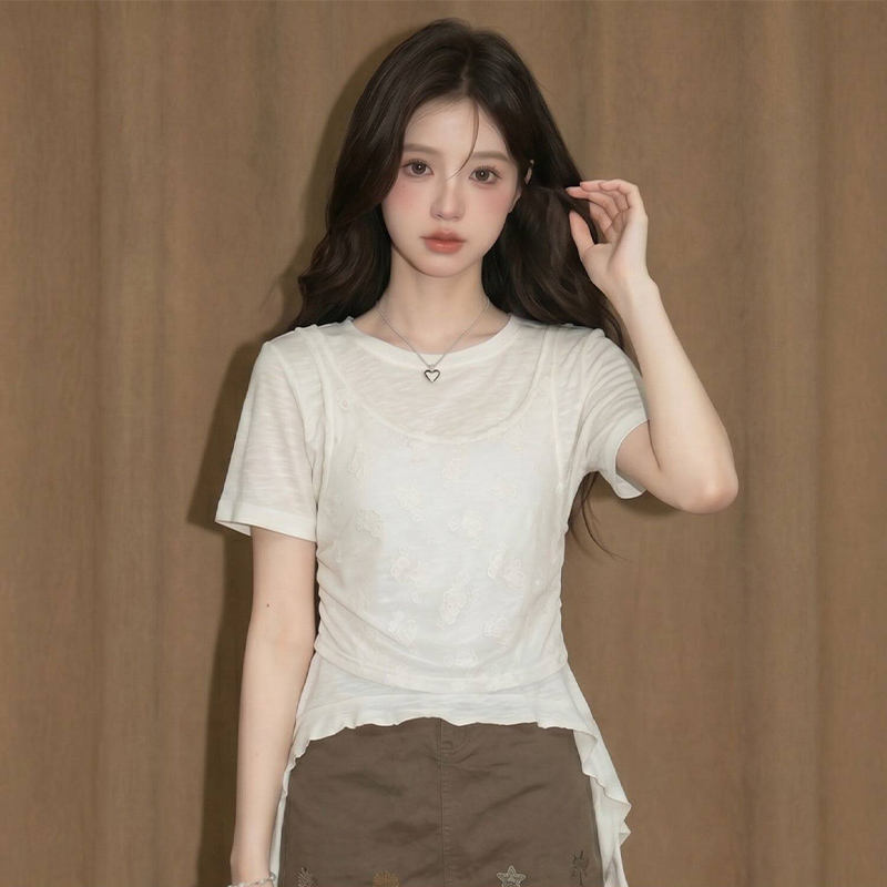 주간 실크 리브 빅 사이즈 불규칙 페이크 레이어드 맨위 여성 2026 여름 새로운 고유 한 아름다운 반팔 티셔츠