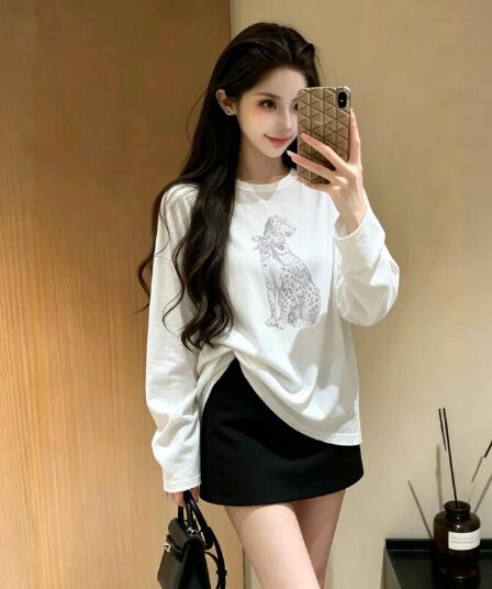 눈꽃 면 70 면 30 폴리 에스터 26 가을 새로운 디스플레이 품격 Chic 센스 진첸바오 프린트 여성 긴 소매 티셔츠