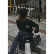 批发26秋季新款火柴人卡通印花长袖<b class='q'>T</b><b class='q'>恤</b>宽松显瘦上衣
