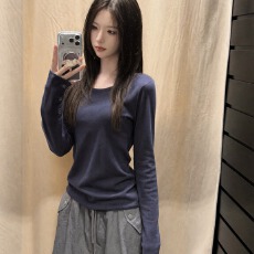 批发德绒螺纹270g   长袖T恤女26秋内搭<b class='q'>打底</b>衫纽扣设计感修身休闲<b class='q'>上衣</b>