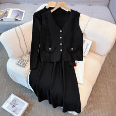 批发实拍大码2025秋冬新款胖mm小香风流苏马甲外套连衣裙遮肉显瘦套装