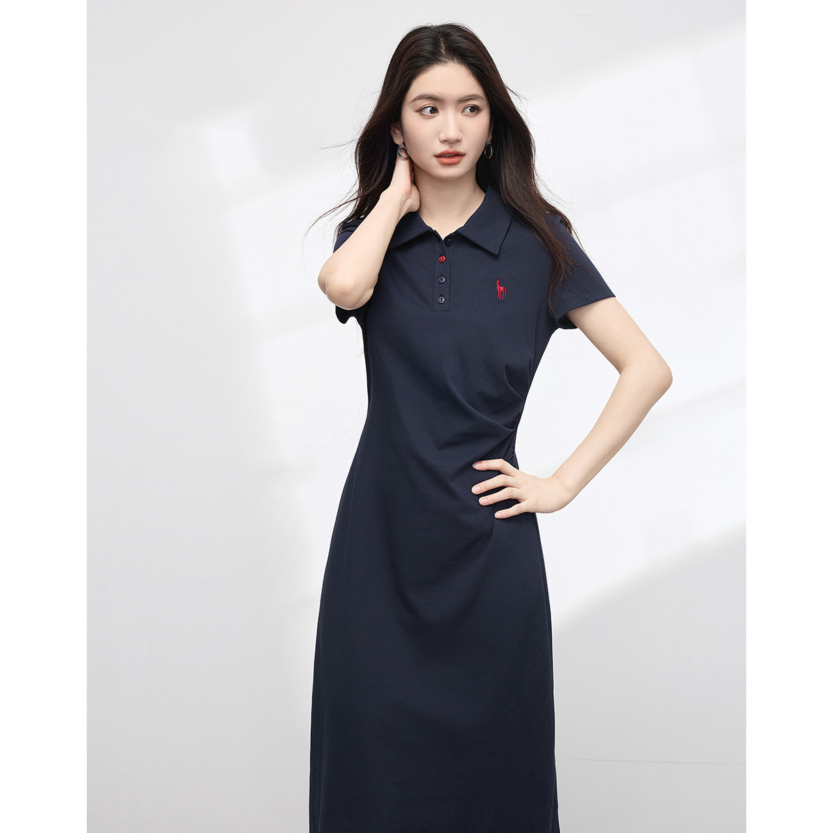 한적하다 일상 여름 새로운 출퇴근 싱글 측면 비틀림 허리 수축 자수 작은 예쁜 허리 polo 치마
