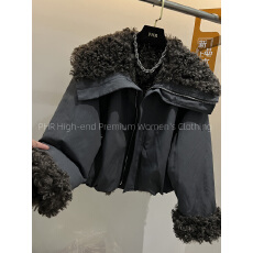 批发高端欧货2025年冬装<b class='q'>新款</b>大翻领羊羔毛两面穿棉服棉衣女短<b class='q'>外套</b>上衣