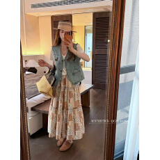 批发V领刺绣牛仔马甲＋印花雪纺<b class='q'>半身裙</b>两件套女欧货2026春夏新款套装